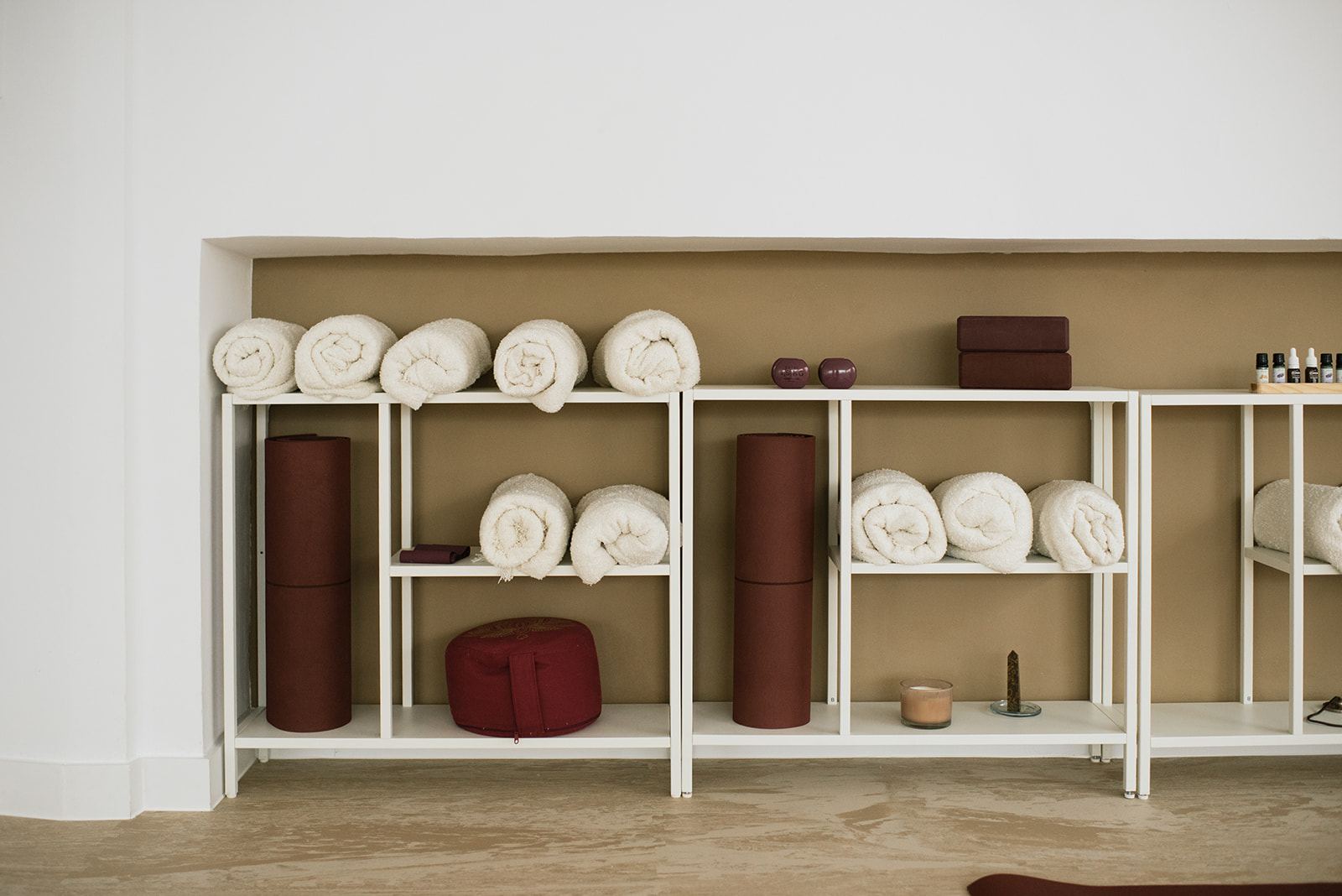 Material de pilates y yoga en Clínica Meraki Melilla